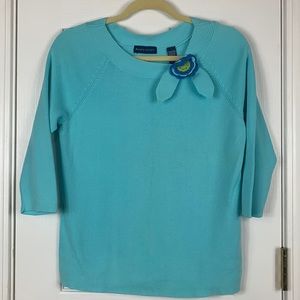 Karen Scott teal blue 1/2 sleeved sweater size small with flower on collar